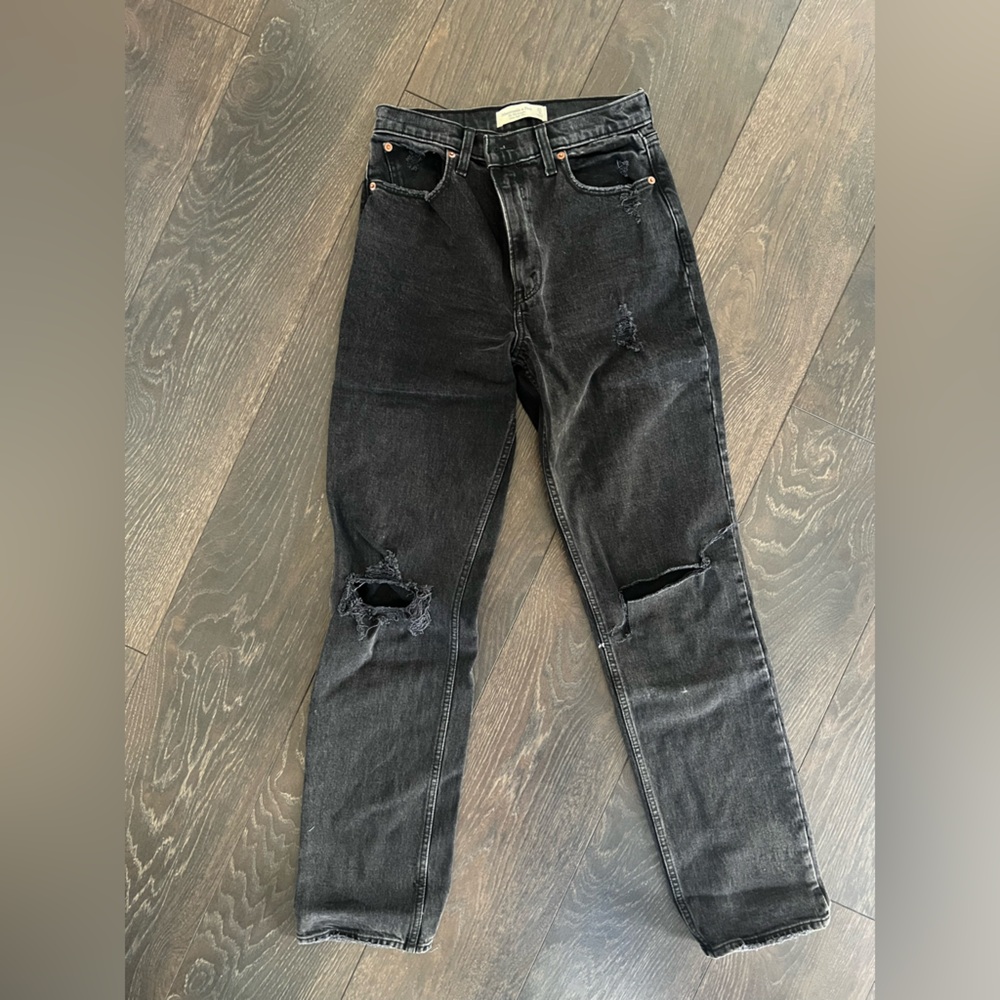 Abercrombie & Fitch Women's Black 90’s Straight Ultra High Rise 4L